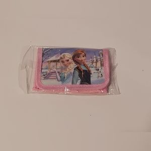 Enchanting Elsa Kids' Wallet: Delightful Light Pink Design, Brand New!